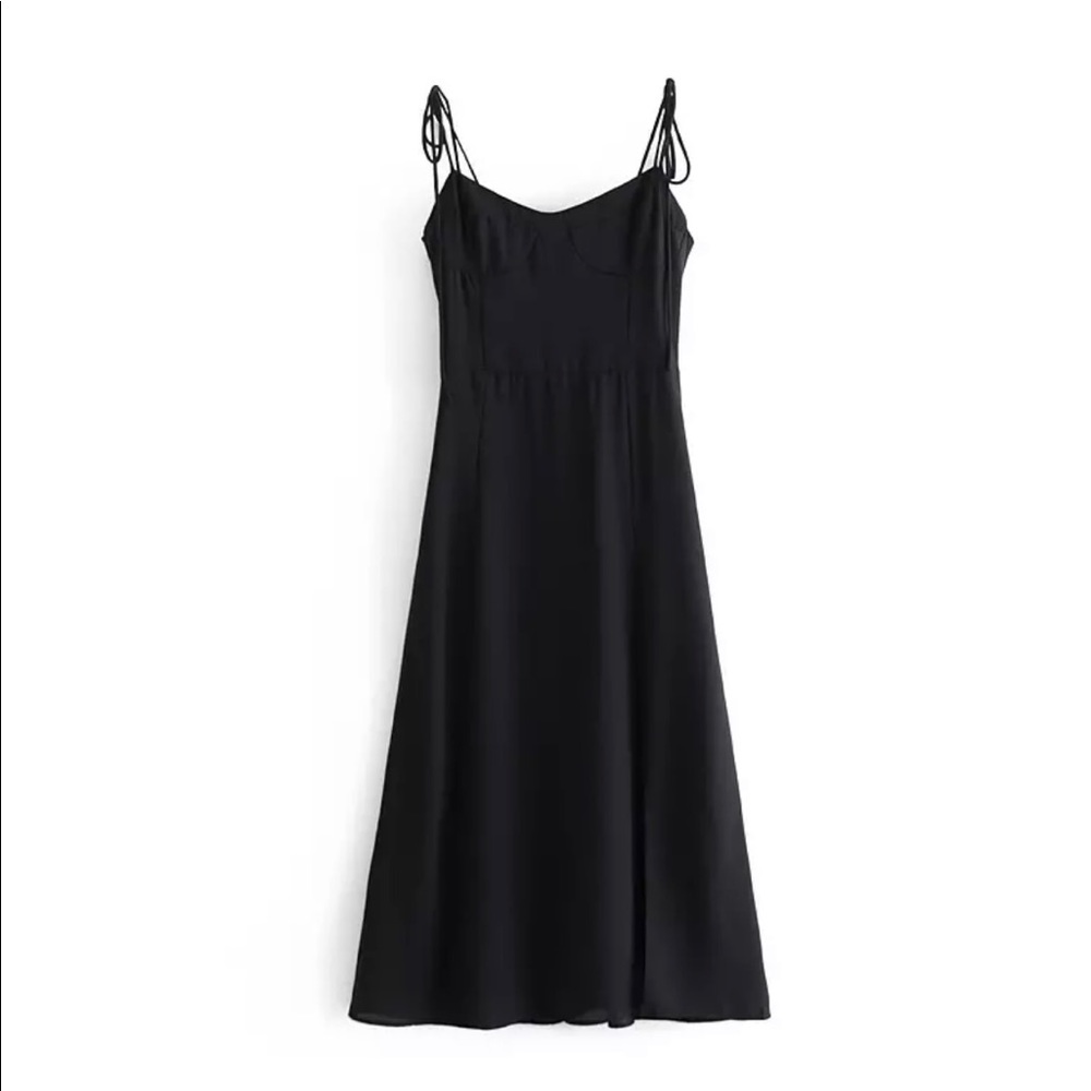 Side slip strap black midi dress. - Picture 3 of 7